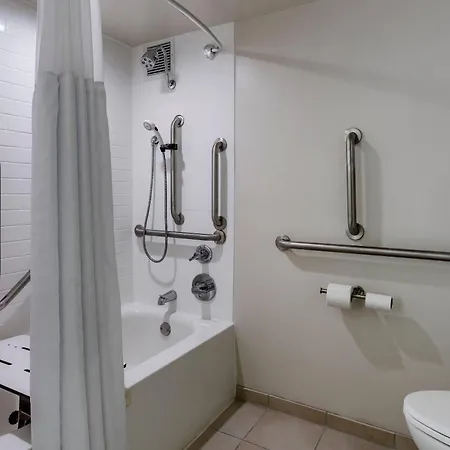 Quality Inn Lexington -Horse Park-3